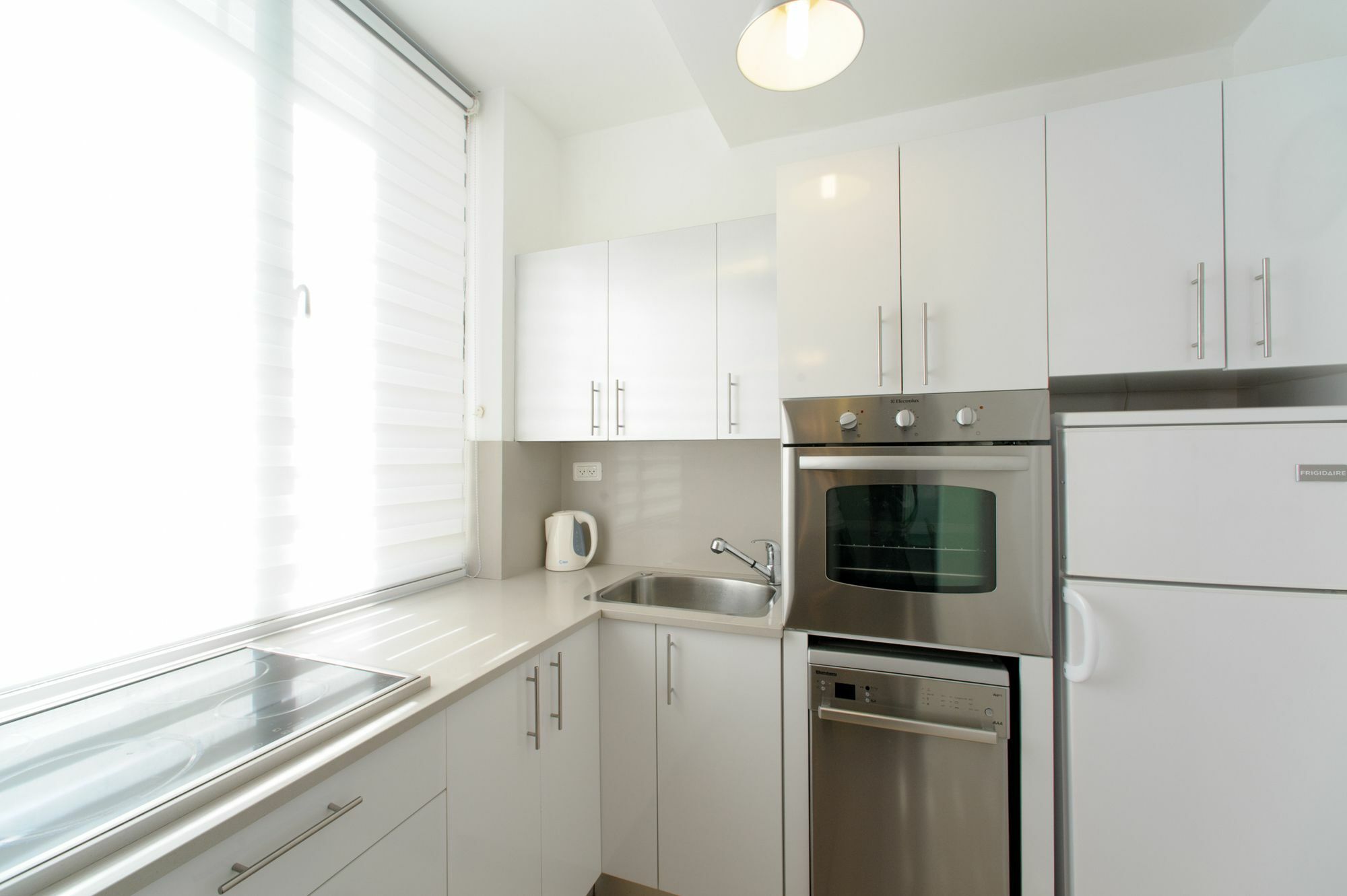 Star Apartments - Tel Aviv Bagian luar foto