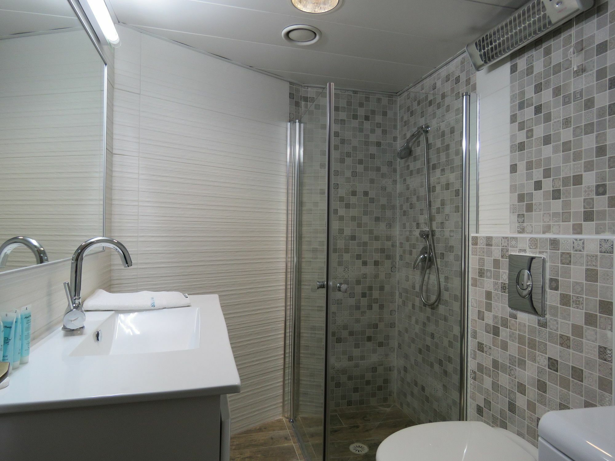 Star Apartments - Tel Aviv Bagian luar foto