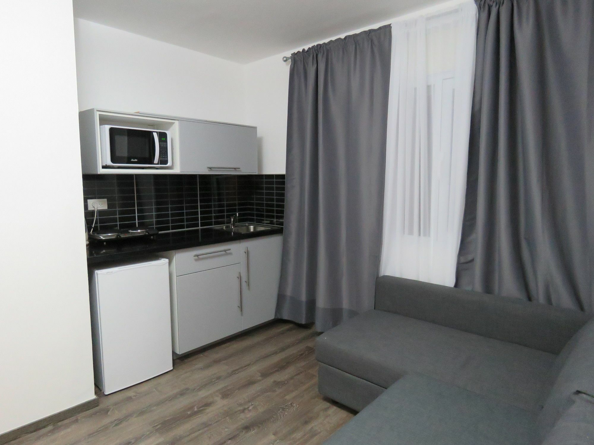 Star Apartments - Tel Aviv Bagian luar foto